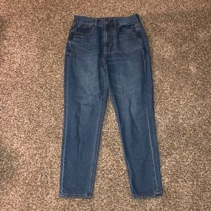 American Eagle Mom Jean Size 2